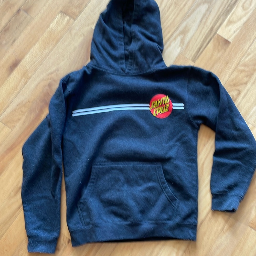 SANTA CRUZ size youth medium hoodie